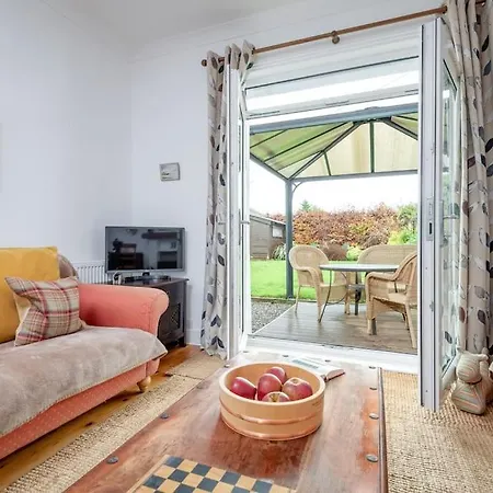 Heather Cottage, 2 Bedroom In Comrie Exterior photo