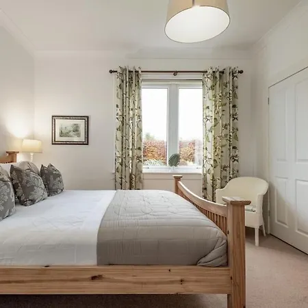 Heather Cottage, 2 Bedroom In Comrie Exterior photo
