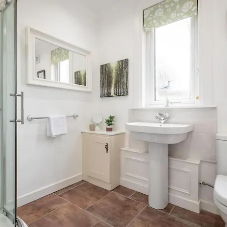Heather Cottage, 2 Bedroom In Comrie Exterior photo