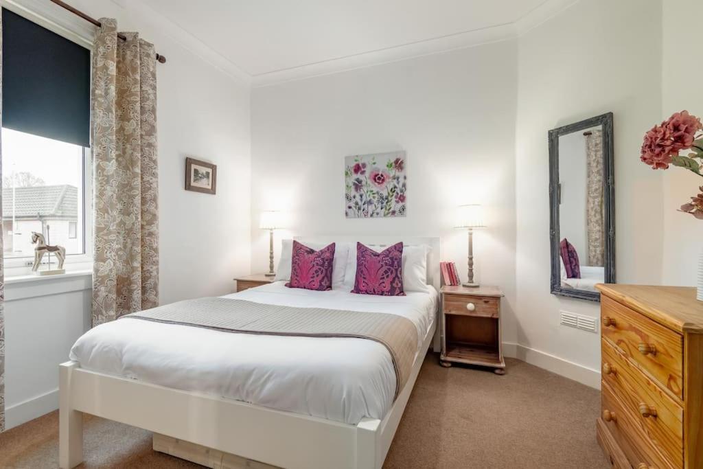 Heather Cottage, 2 Bedroom In