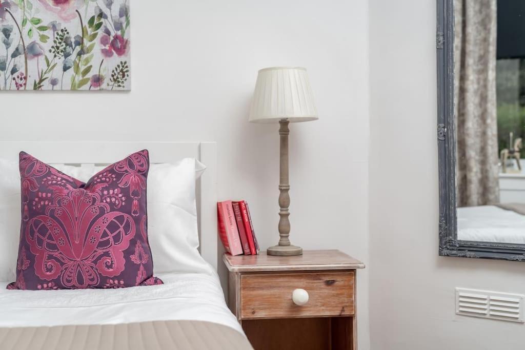 Holiday home Heather Cottage, 2 Bedroom In *