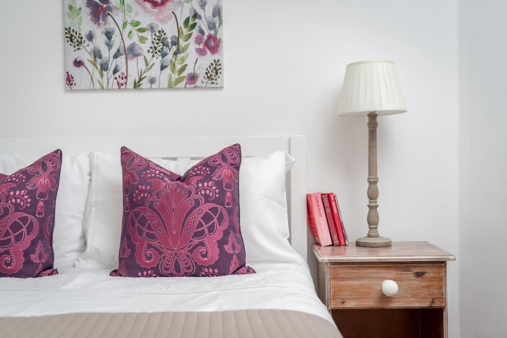 Heather Cottage, 2 Bedroom In